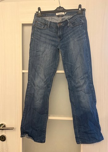 Abercrombie & Fitch 30