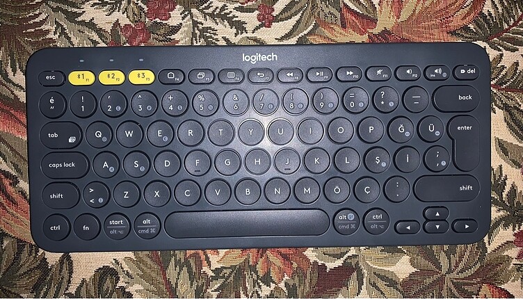 Logitech Bluetooth klavye