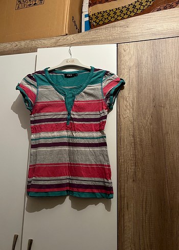 Kız Çocuk V Yaka Düğmeli Kısa Kollu Tişört - Görsel 2