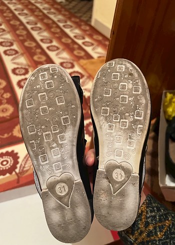 Kızlar İçin Siyah Tokalı Babet Ayakkabı - Görsel 2