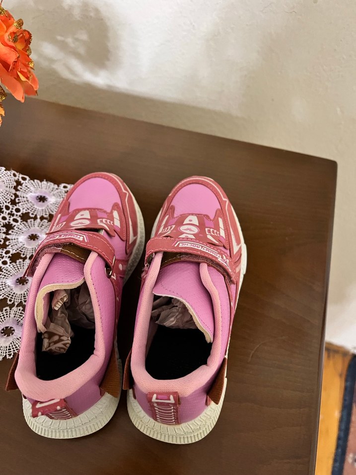 Kız Çocuk Pembe Baskılı Cırtcırtlı Spor Ayakkabı - Görsel 3