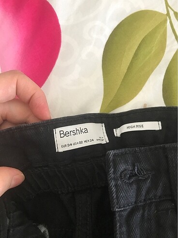 Bershka şort