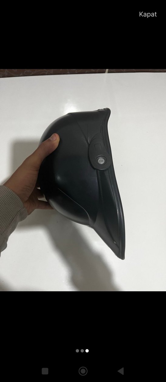 siyah kayışlı motosiklet kaskı - Görsel 3