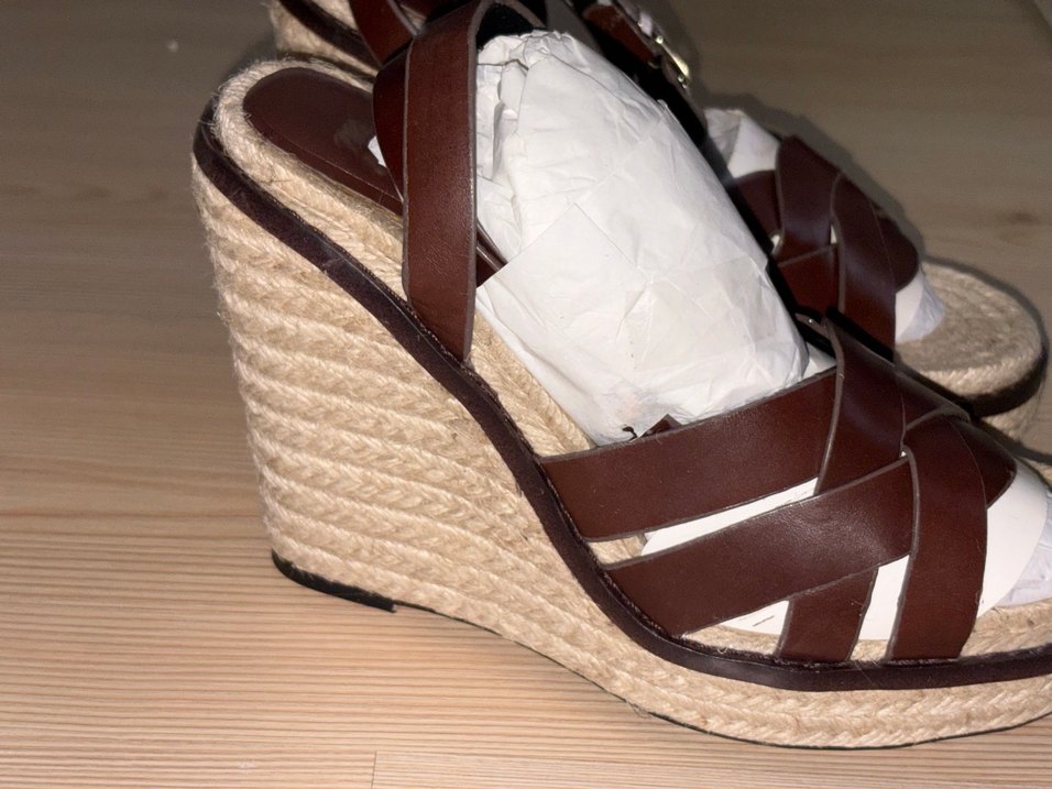 Kahverengi Deri Tokalı Dolgu Topuklu Kadın Ayakkabı - Görsel 2