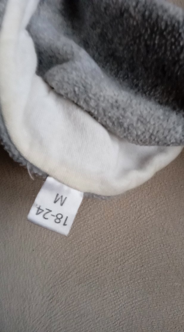 Düğmeli Gri Erkek Çocuk Ev Terliği 18-24 ay birkaç ay kullanıldı - Görsel 5