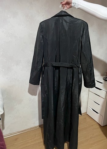 Diğer Kadın Siyah Deri Uzun Kemerli Kaban