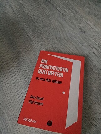 Bir Psikiyatristin Gizli Defteri Kitap