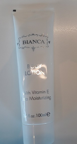 Farmasi Farmasi Bianca parfüm ve kremi