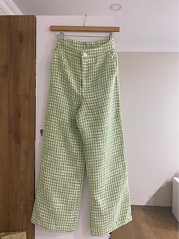 Stradivarius pantolon