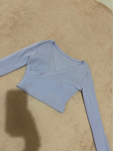 Lila crop