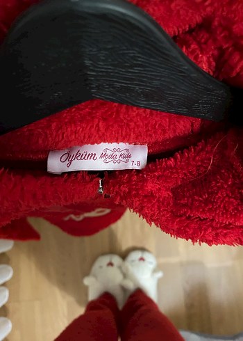 Kız Çocuk Kırmızı Kapüşonlu Örgü Ceket - Görsel 2