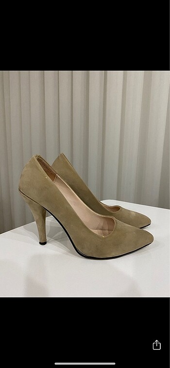 bej stiletto