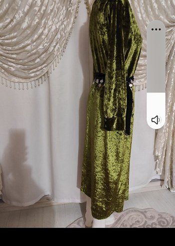 Suet : Uzun Parlak Yeşil Kadın Elbise - Görsel 4