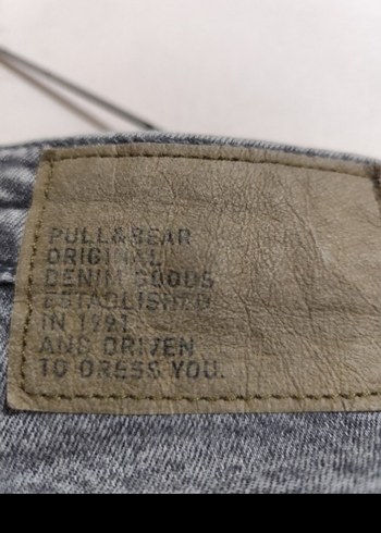 Pull &Bear Gri Bağcıklı Yırtık Denim Şort - Görsel 8