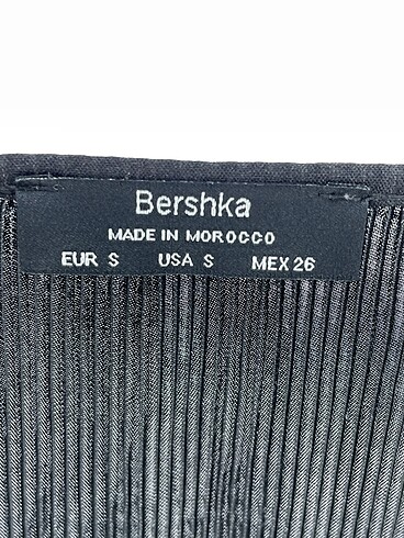 s Beden siyah Renk Bershka Uzun Elbise %70 İndirimli.