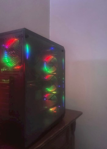 RYZEN 5 5500 & RX 6500XT 4GB & 16GB RAM GAMİNG KASA