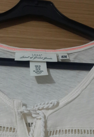 xs Beden beyaz Renk H&M bluz 