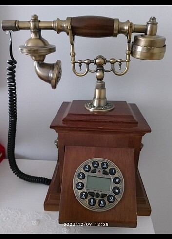 Antika görünümlü telefon - Görsel 3