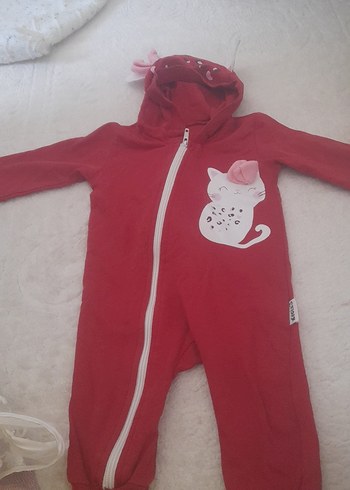 Kapüşonlu Kedi Desenli Kırmızı Kedi Tulumu - Görsel 3