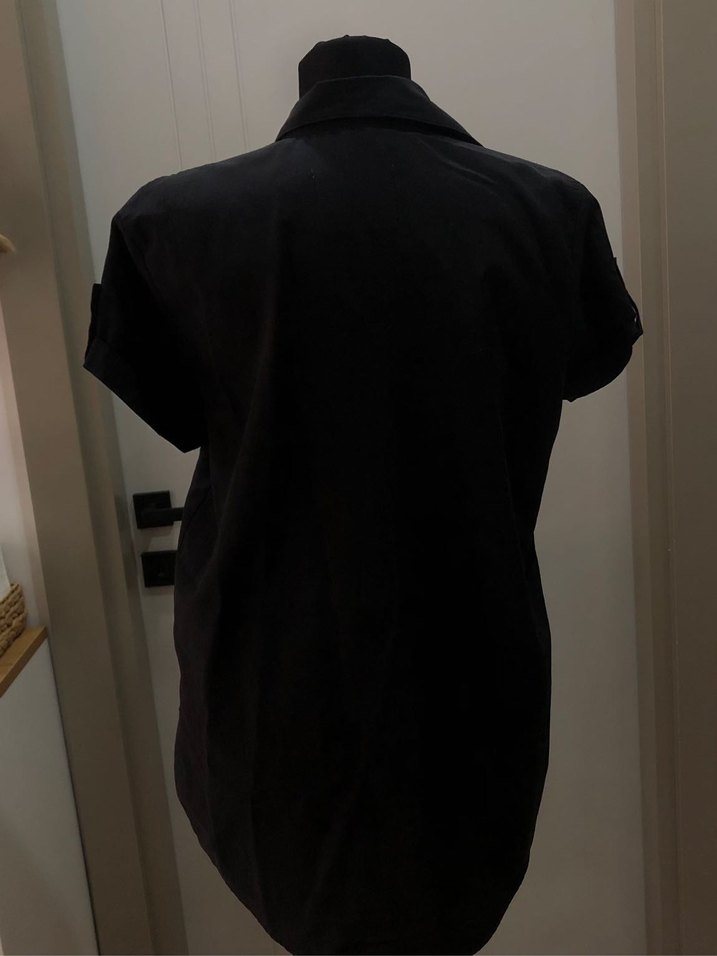 Siyah Kısa Kollu Düğmeli Kadın Gömlek - Görsel 5