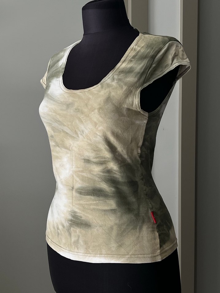 Vücuda oturan grunge üst - Görsel 2