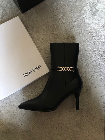 Nine West topuklu bot