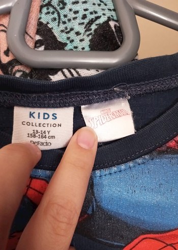 erkek çocuk sweat spidermanli - Görsel 2