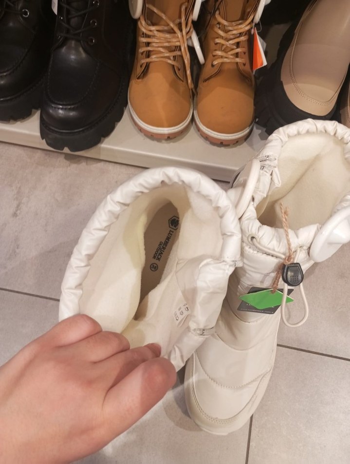 Beyaz Kadın Dolgu Topuklu Bot - Görsel 3