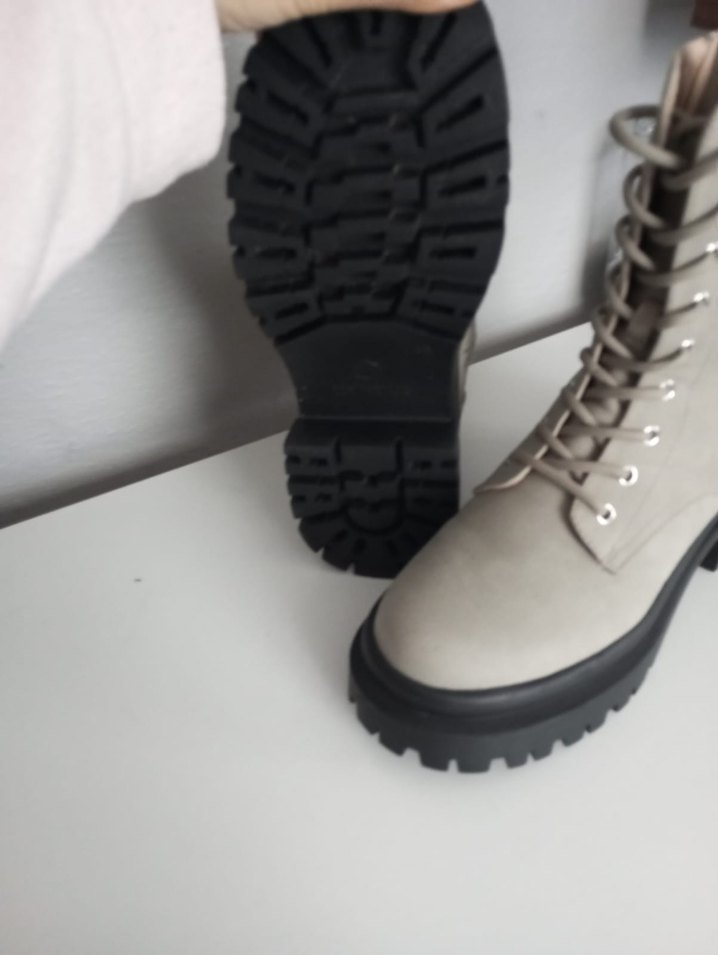 Bej Süet Yüksek Topuklu Bağcıklı Kadın Bot - Görsel 5