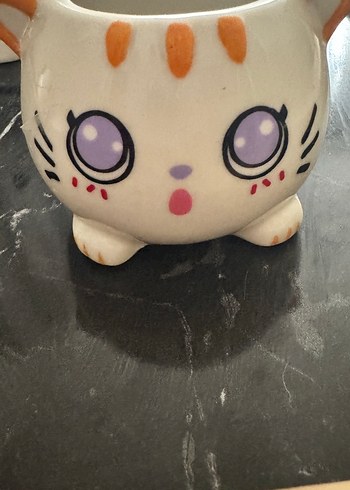 Pastel Renkli Beyaz Kedi Figürlü saksı