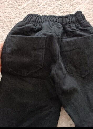 6 Yaş Beden Yepyeni siyah pantolon
