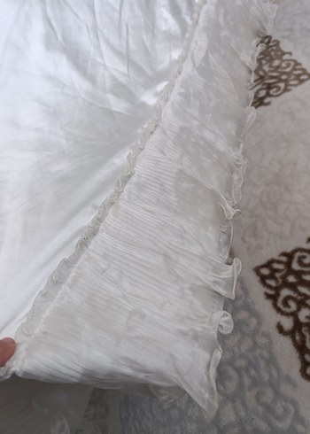 İşlemeli Beyaz Parlak Yatak Örtüsü - Görsel 7