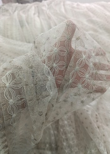 Gri İşlemeli Beyaz Perde - Görsel 3