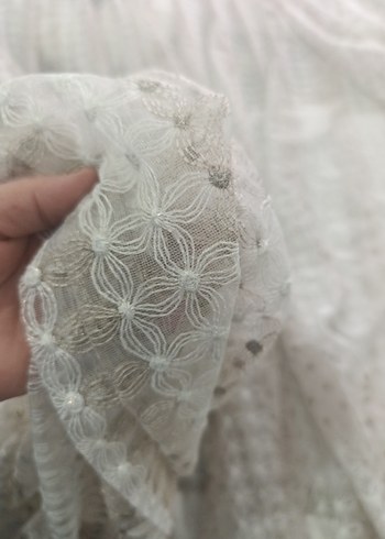 Gri İşlemeli Beyaz Perde - Görsel 4