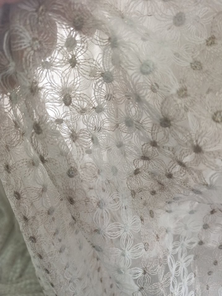 Gri İşlemeli Beyaz Perde - Görsel 5