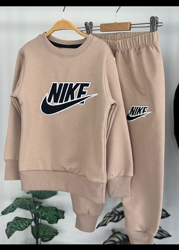 Nike yazılı 2iplik mevsimlik erkek çocuk takımı