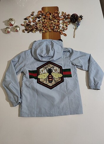 Gucci önden fermuarlı kapşonlu yağmurluk - Görsel 3