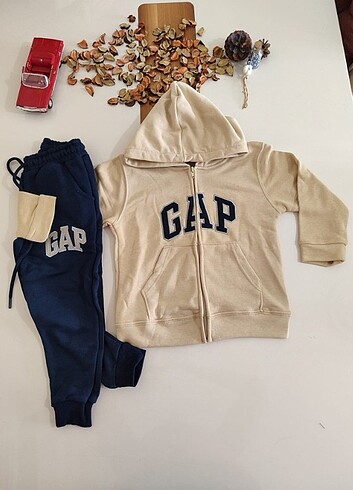 Gap GAP kapşonlu kanguru cepli çocuk takımı