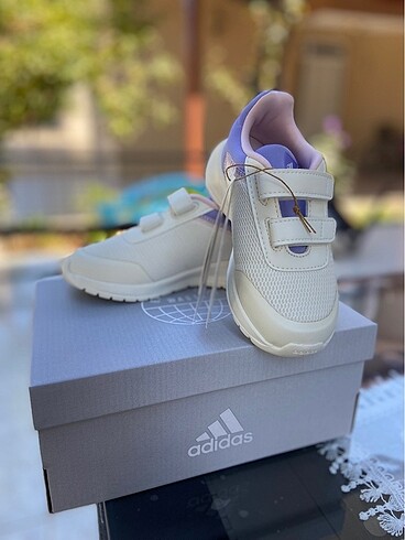 Sıfır orjinal adidas ayakkabı