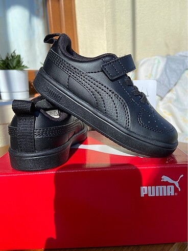 23 Beden siyah Renk Orjinal sıfır Puma