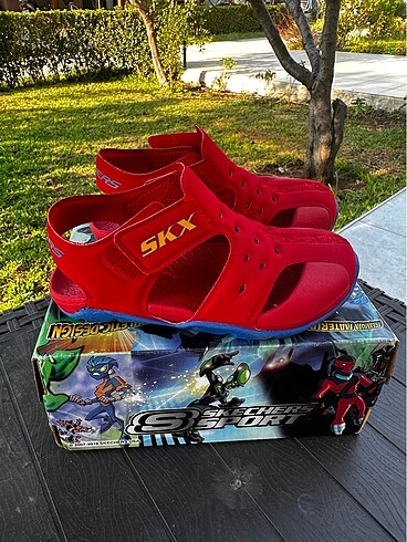 Skechers Sıfır orjinal Skechers sandalet