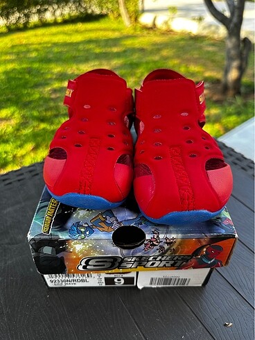 Sıfır orjinal Skechers sandalet