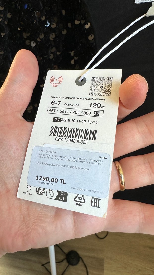 Kız Çocuk Siyah Payetli Bolero - Görsel 3