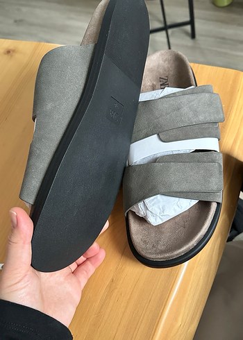 Gri Süet Tokalı Erkek Terlik - Görsel 3