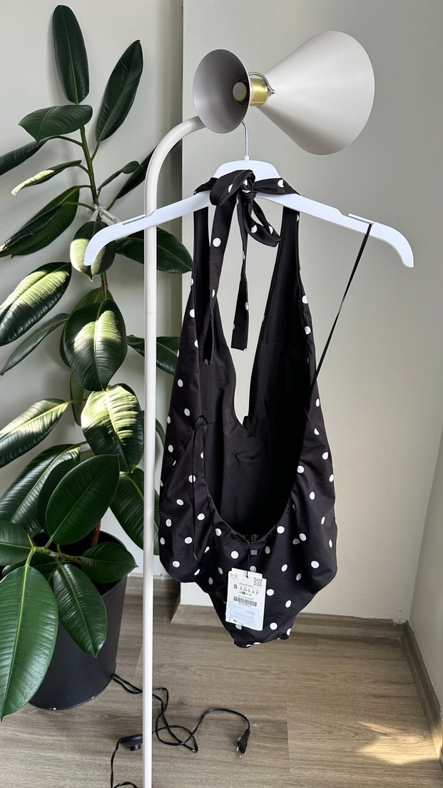 Puantiye Desenli Siyah Fitted Mayo - Görsel 4