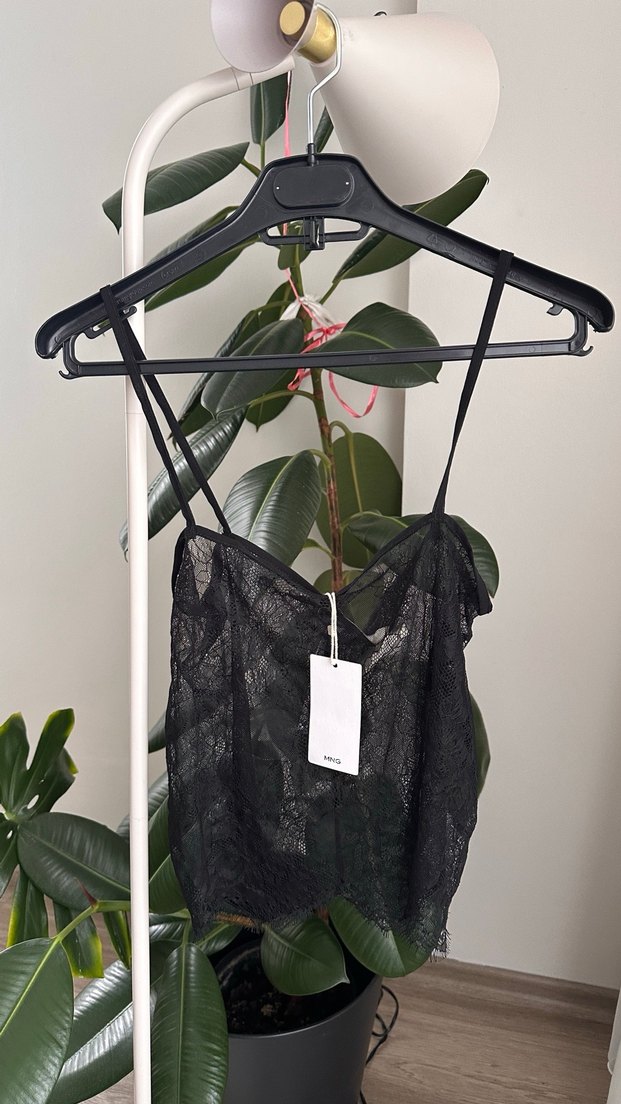 Dantel Detaylı Siyah İnce Askılı Büstiyer - Görsel 3