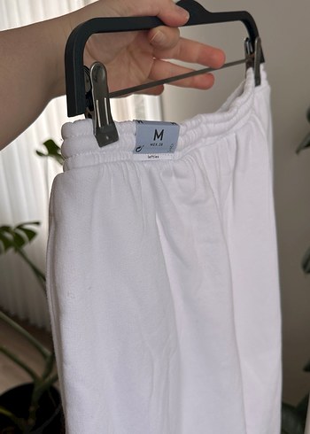 Kadın Beyaz Geniş Kesim Pamuklu Eşofman Altı - Görsel 2