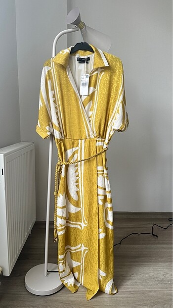xs Beden Mango elbise