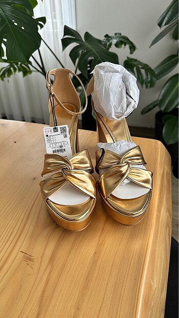 Zara topuklu ayakkabı