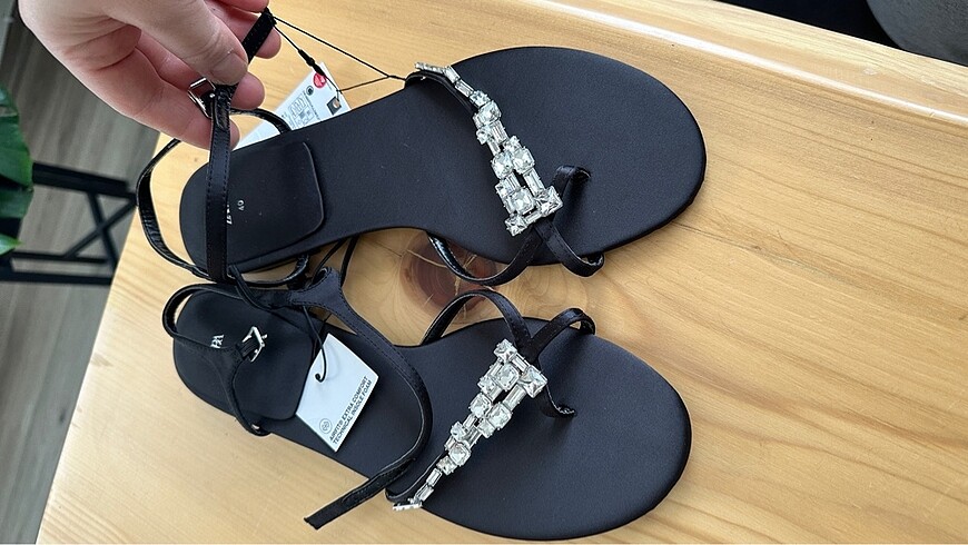 Zara Zara sandalet